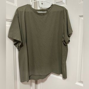 Nuuds Women’s Everyday T-Shirt size XXL Dark Olive